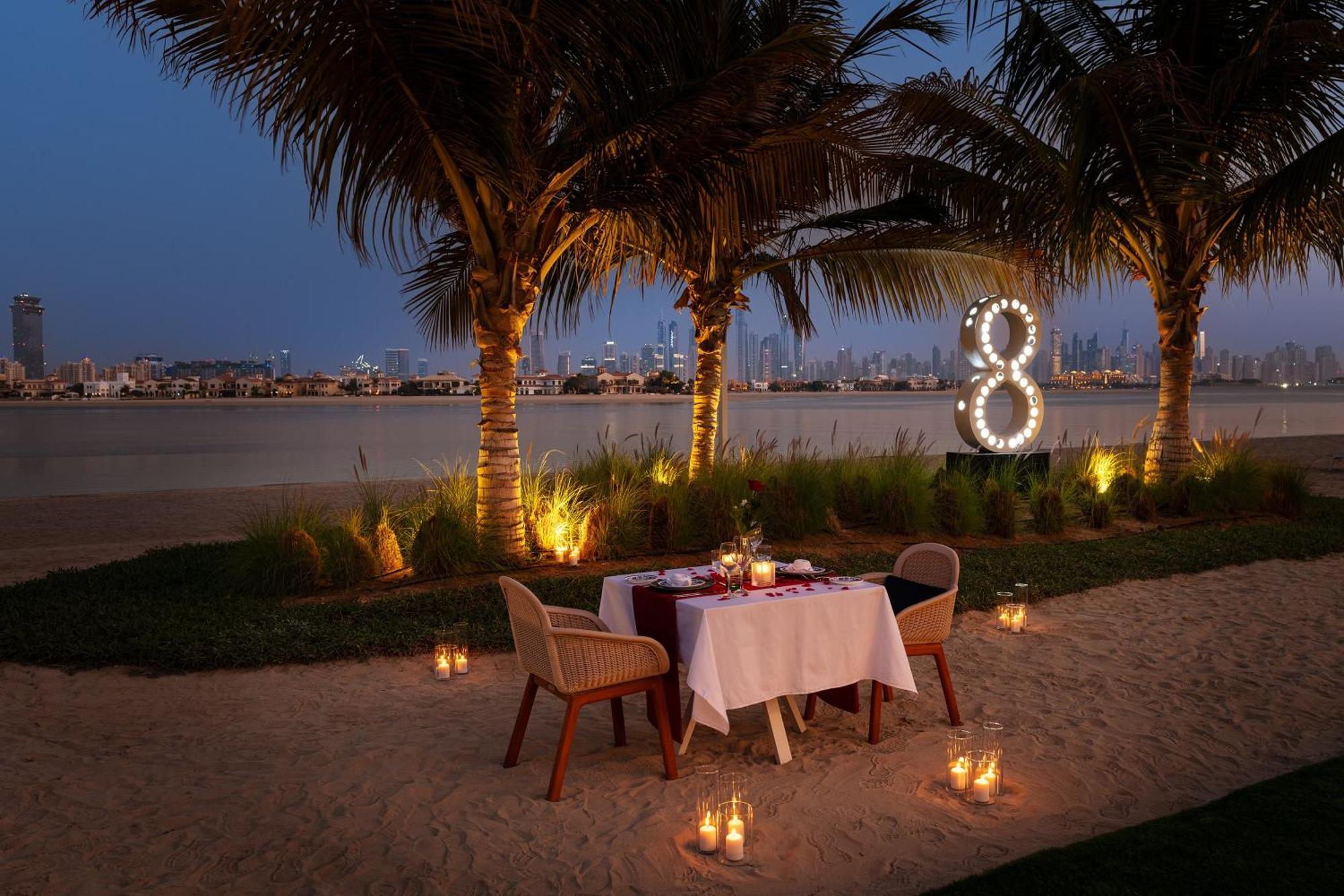 Th8 Palm Resort, Vignette Collection By Ihg Resort Dubai
