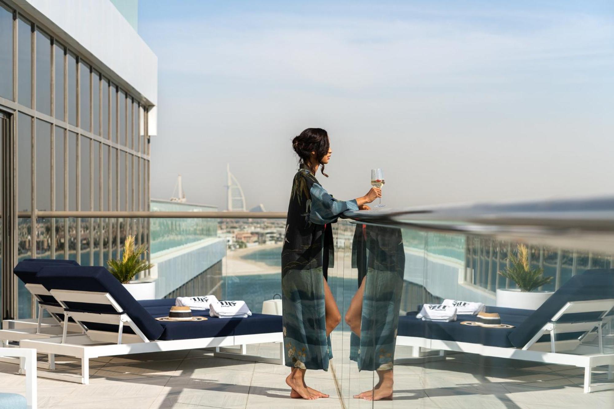 Th8 Palm Resort, Vignette Collection By Ihg Resort Dubai