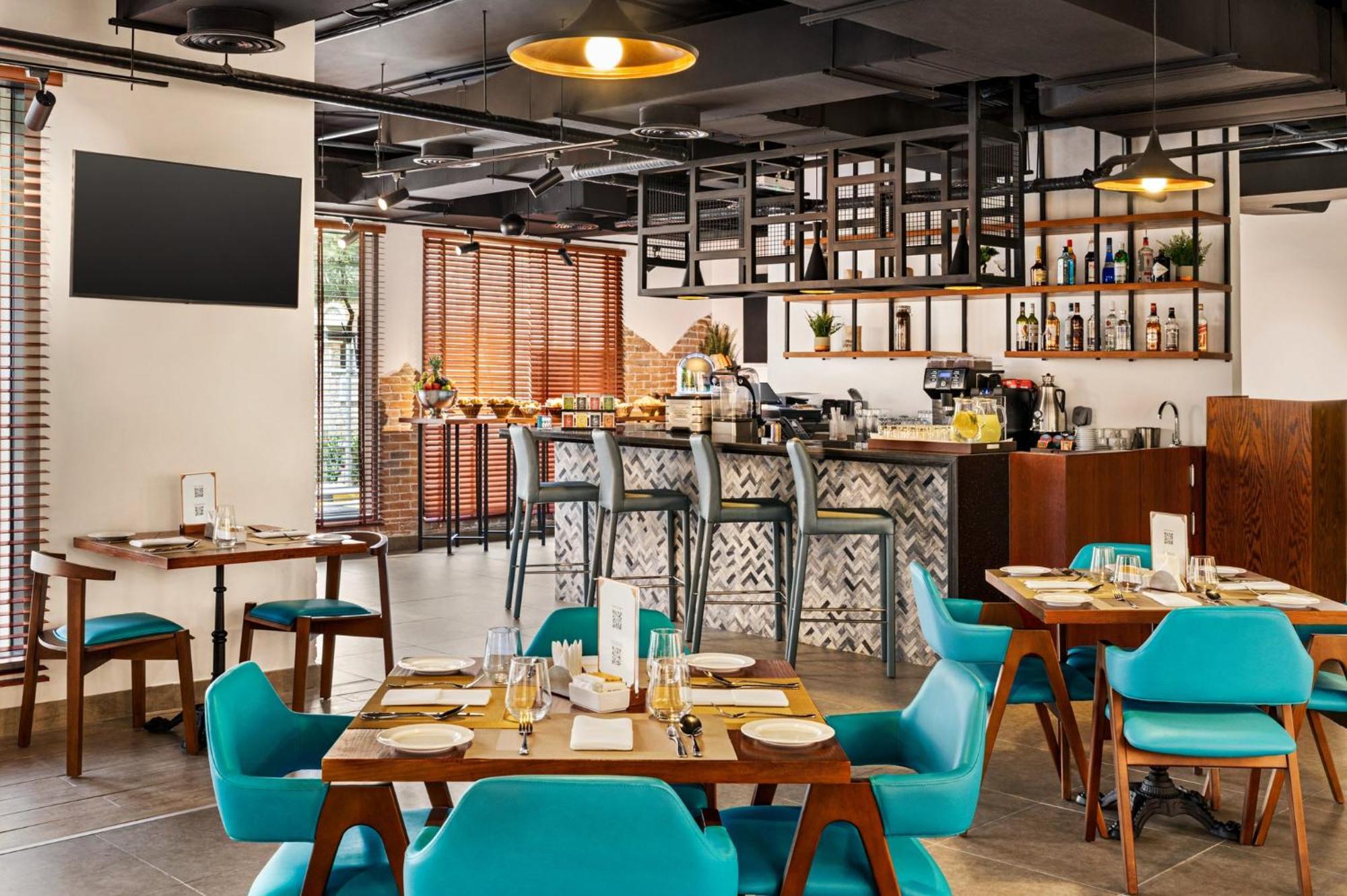 Th8 Palm Resort, Vignette Collection By Ihg Dubai