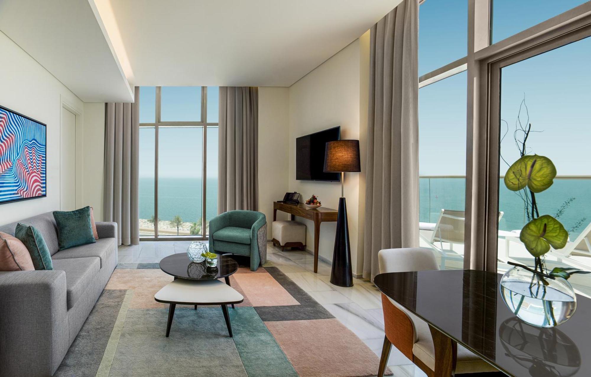 منتجع Th8 Palm Resort, Vignette Collection By Ihg